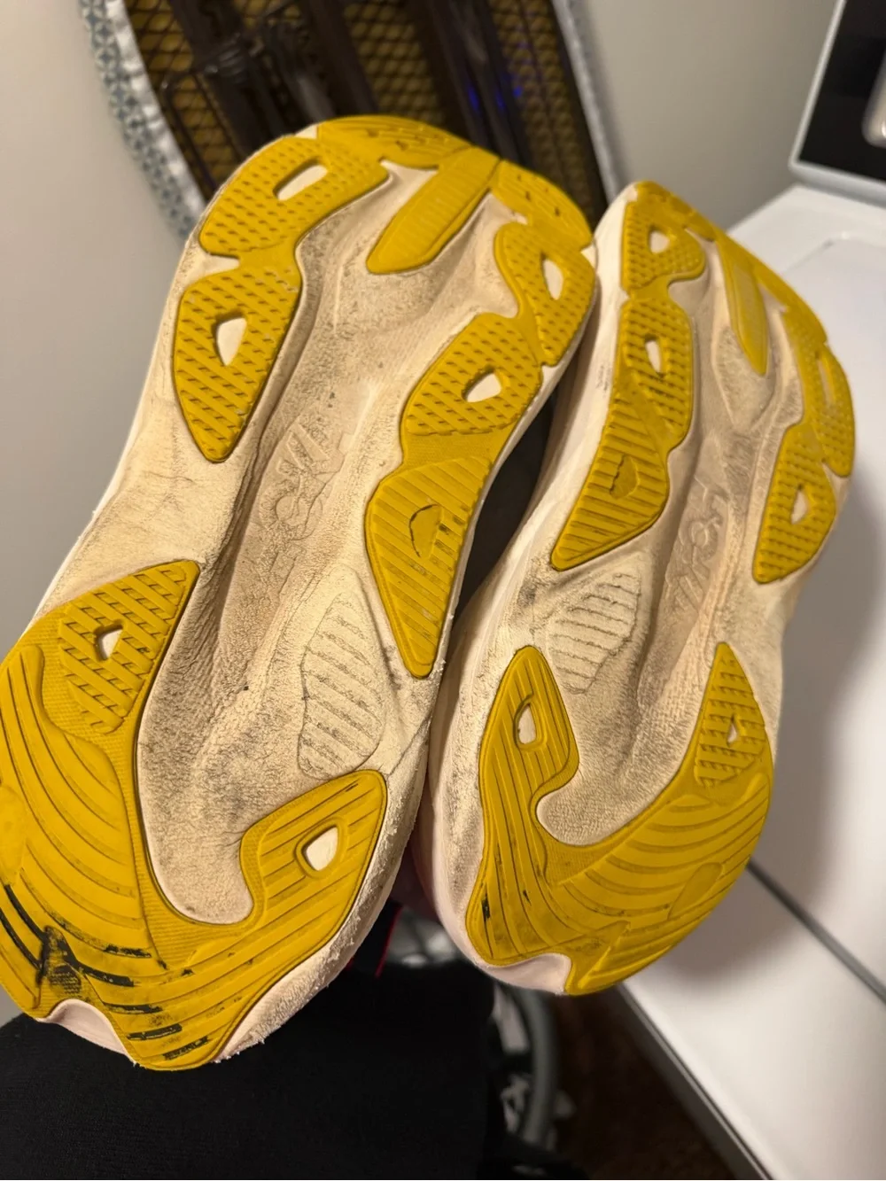 Hoka light gray
